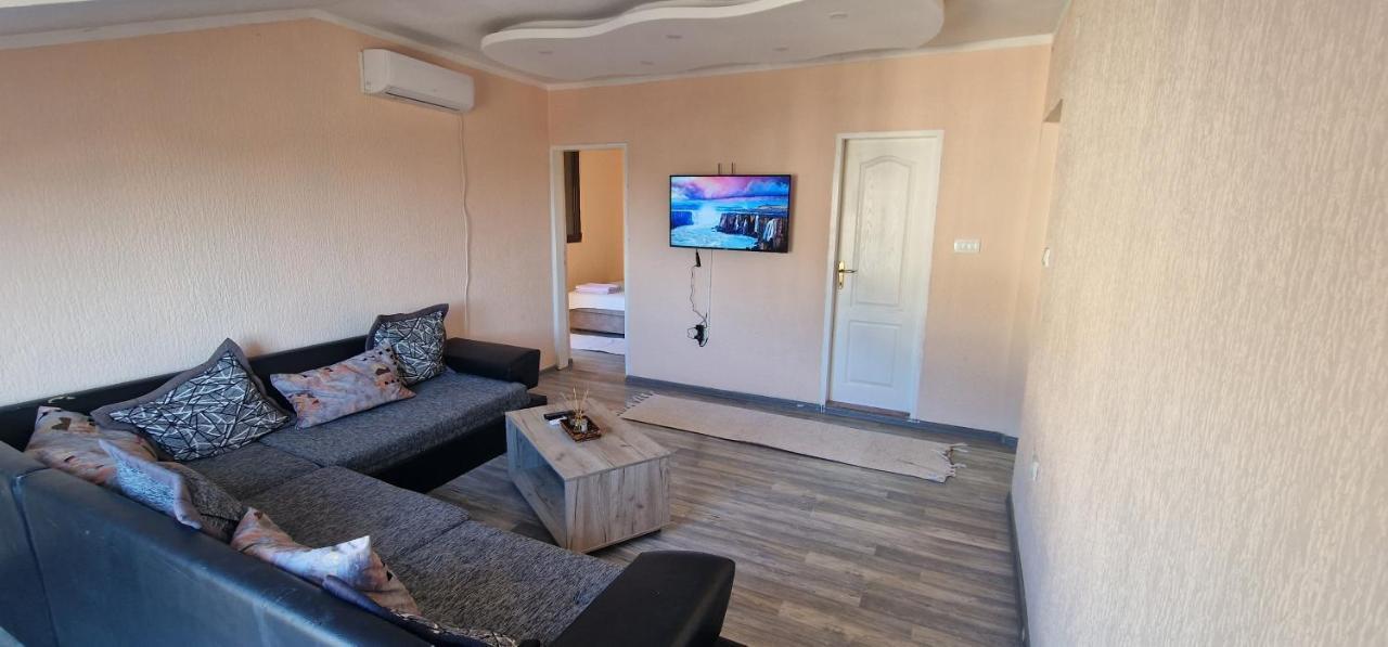 Poseidon Apartment